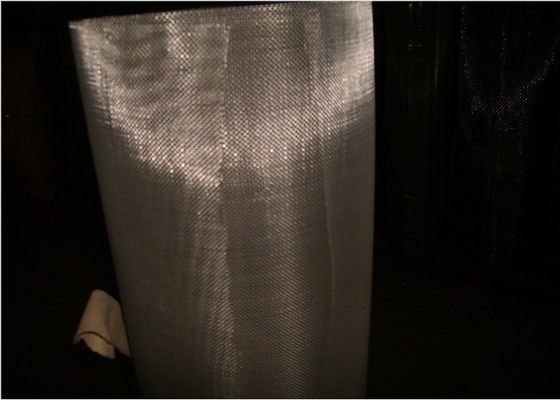 黒い塵の証拠16x16 125gm2の窓スクリーンの網ロール